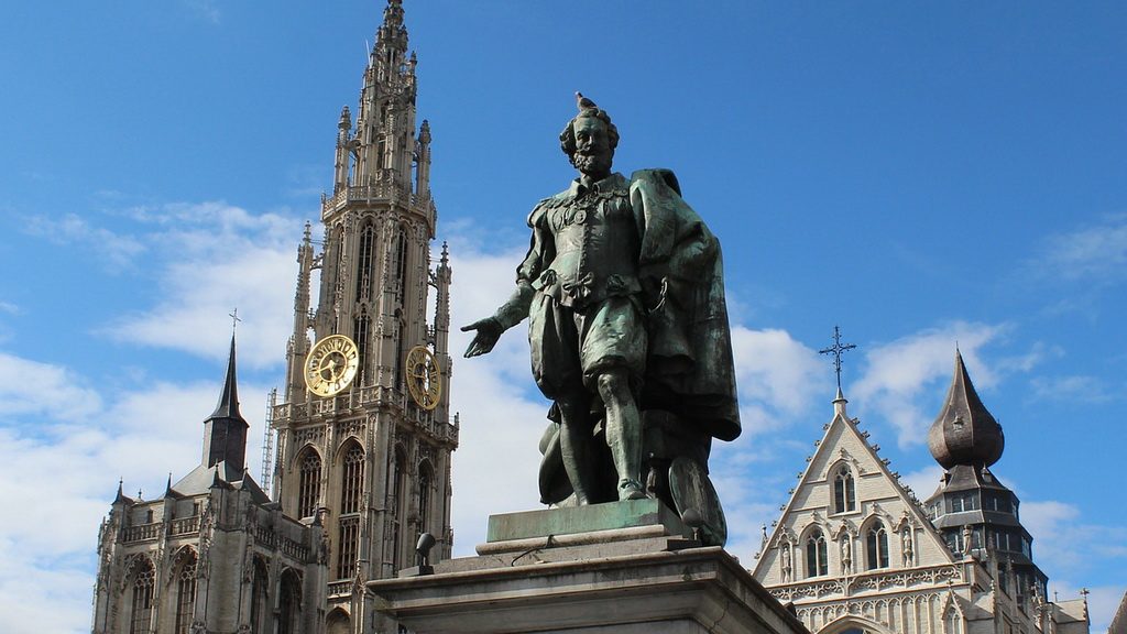 Kathedrale und Rubens-Denkmal